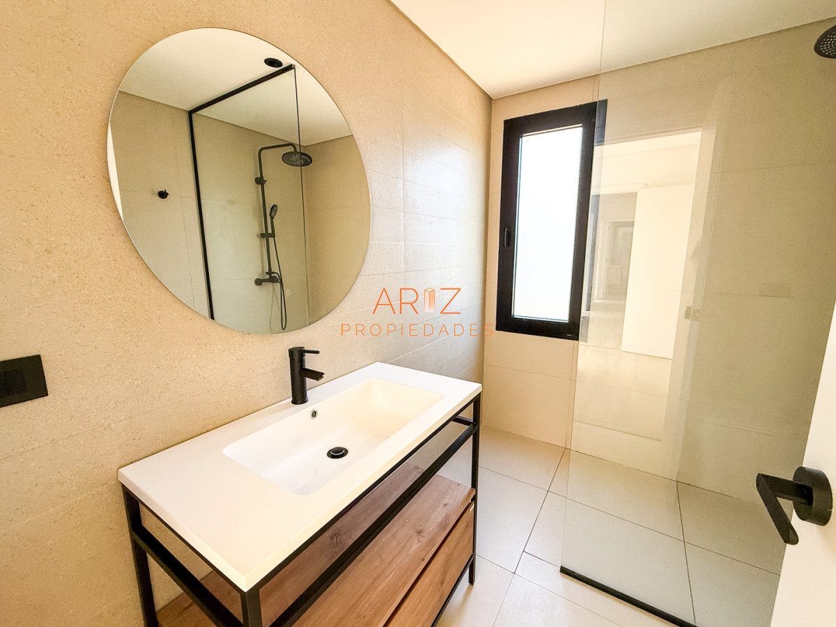 Casa ID.2514 - VENTA CASA 3 DORMITORIOS  2 BAÑOS A ESTRENAR BARRIO CANTEGRIL CORDOBA PUNTA DEL ESTE 