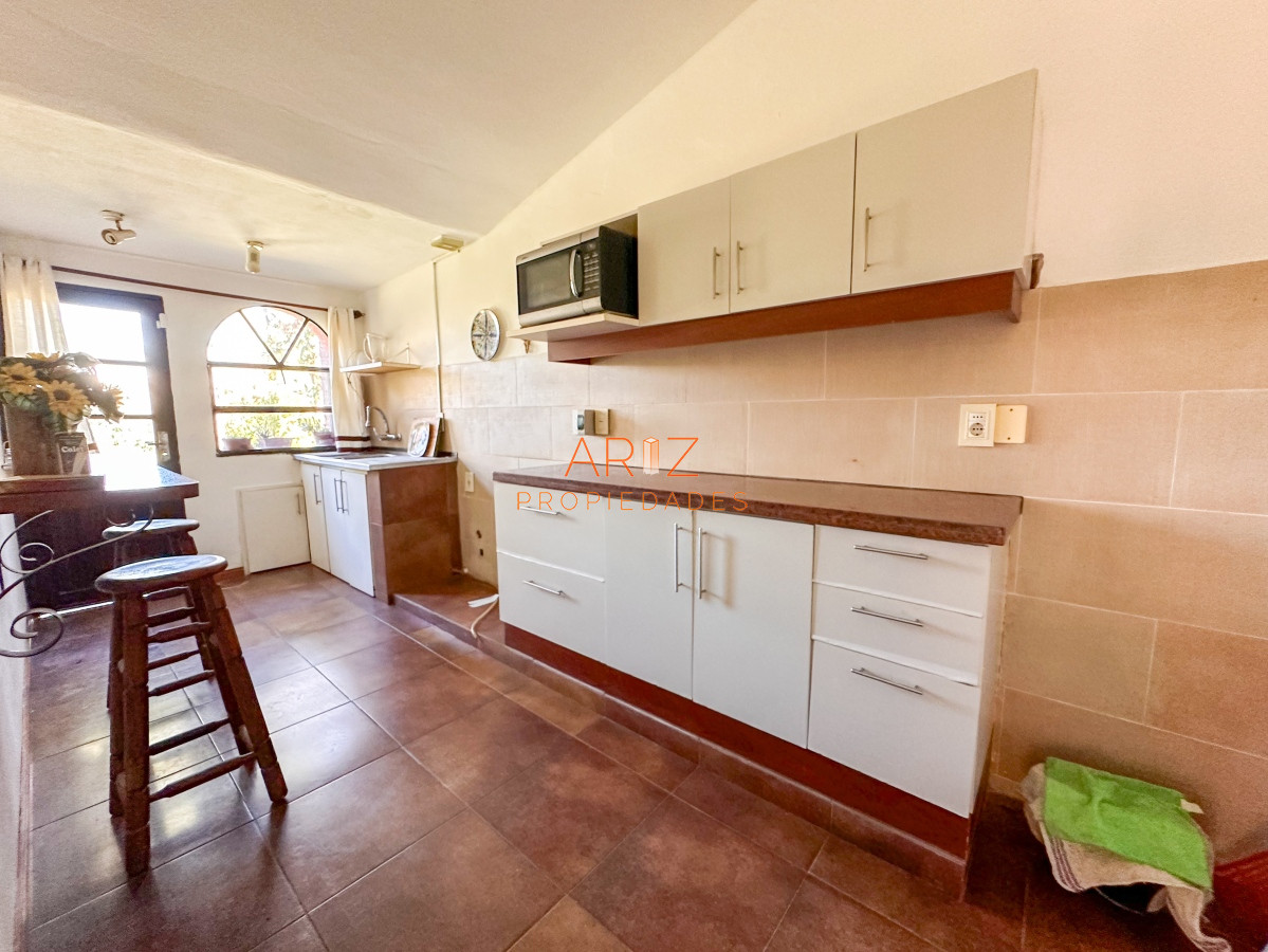 Casa ID.2020 - VENTA CASA 4 DORMITORIOS 3 BAÑOS EXCELENTE IMPECABLE ESTADO PINARES A METROS DEL MAR