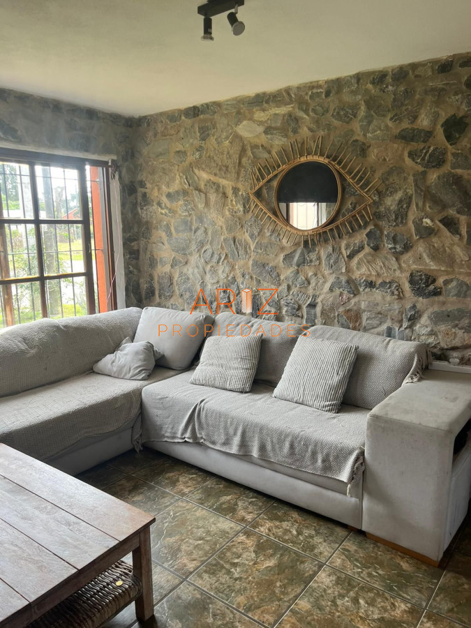 Casa ID.2099 - VENTA CASA PIEDRA 2 DORMITORIOS 2 BAÑOS MUY BIEN UBICADO PINARES PUNTA DEL ESTE