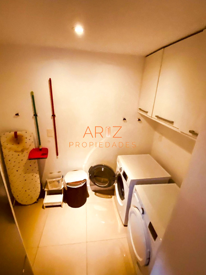 Casa ID.1796 - ALQUILER ANUAL CASA 4 DORMITORIOS EN SUITE + ESCRITORIO BARRIO PRIVADO MUY COMODA PUNTA DEL ESTE MALDONADO