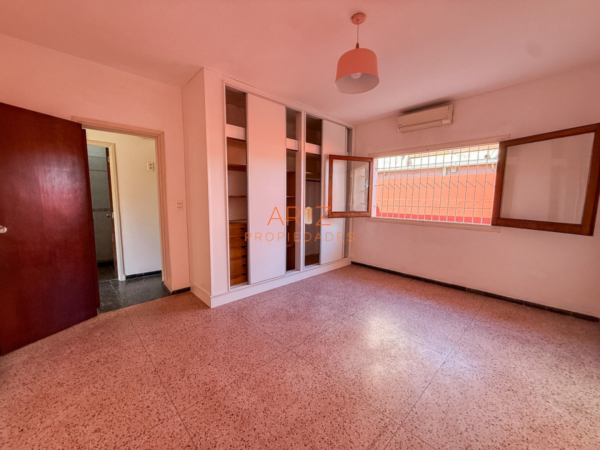 Casa ID.2508 - VENTA CASA 2 DORMITORIOS 2 BAÑOS PH PINARES LAS DELICIAS EN MUY BUEN ESTADO
