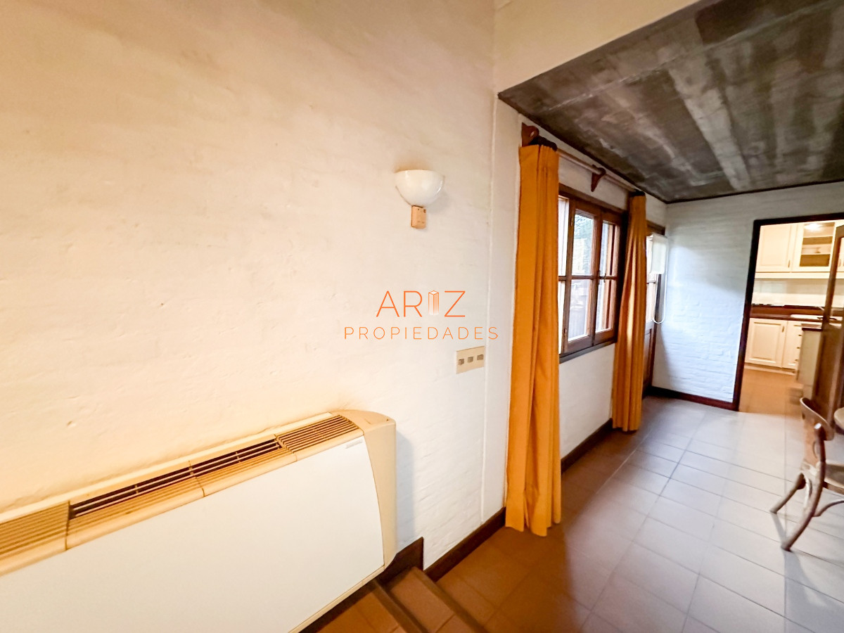 Casa ID.2059 - ALQUILER ANUAL CASA 3 DORMITORIOS 2 BAÑOS QUINCHO MUY LINDA PREPARADA PARA TODO EL AÑO MANSA CANTEGRIL PUNTA DEL ESTE