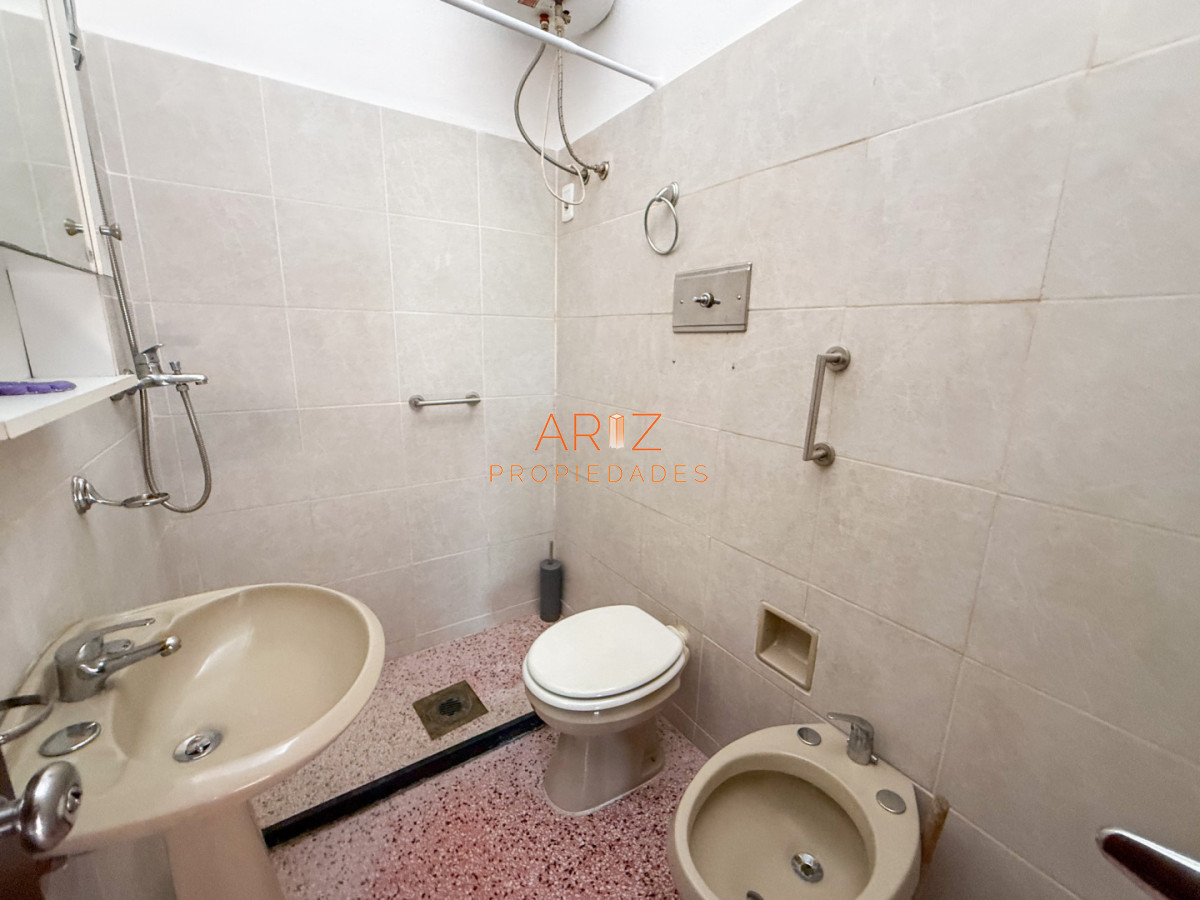 Casa ID.2508 - VENTA CASA 2 DORMITORIOS 2 BAÑOS PH PINARES LAS DELICIAS EN MUY BUEN ESTADO