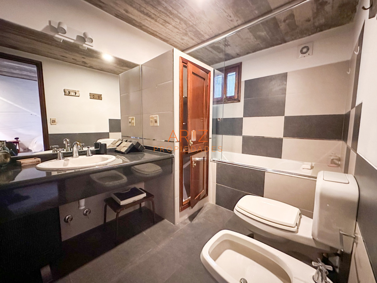 Casa ID.2059 - ALQUILER ANUAL CASA 3 DORMITORIOS 2 BAÑOS QUINCHO MUY LINDA PREPARADA PARA TODO EL AÑO MANSA CANTEGRIL PUNTA DEL ESTE