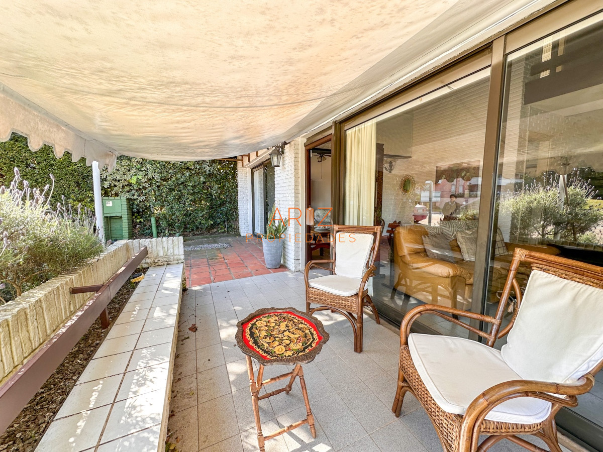 Casa ID.2038 - ALQUILER TEMPORADA PUNTA DEL ESTE CASA 4 DORMITORIOS 3 BAÑOS PARA 14 PERSONAS IMPERDIBLE A 2 CUADRAS DEL MAR MANSA 