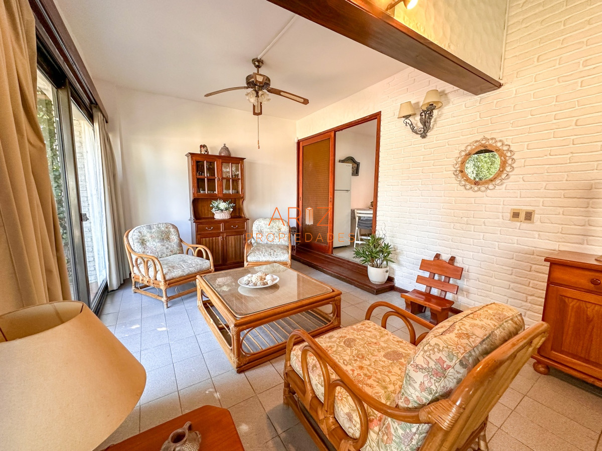 Casa ID.2038 - ALQUILER TEMPORADA PUNTA DEL ESTE CASA 4 DORMITORIOS 3 BAÑOS PARA 14 PERSONAS IMPERDIBLE A 2 CUADRAS DEL MAR MANSA 