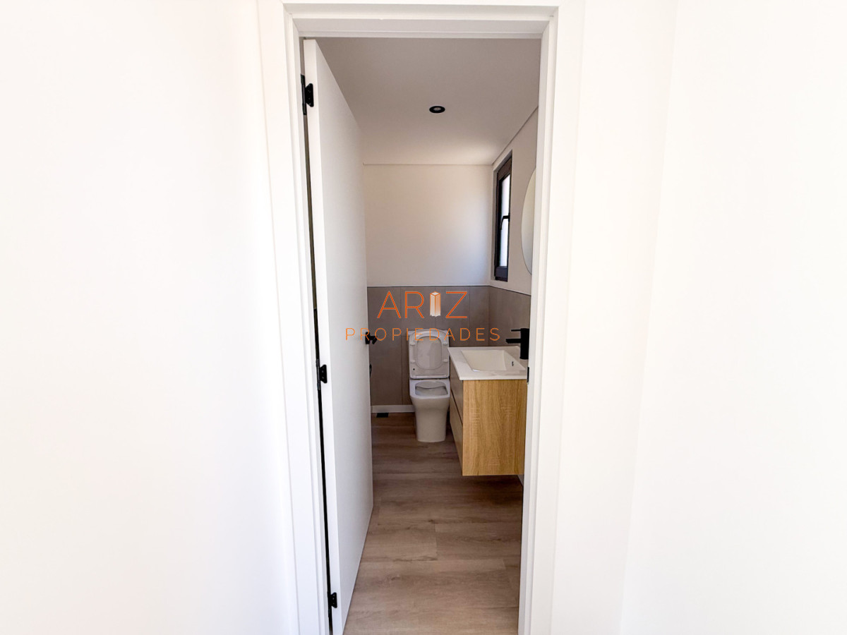 Casa ID.2514 - VENTA CASA 3 DORMITORIOS  2 BAÑOS A ESTRENAR BARRIO CANTEGRIL CORDOBA PUNTA DEL ESTE 