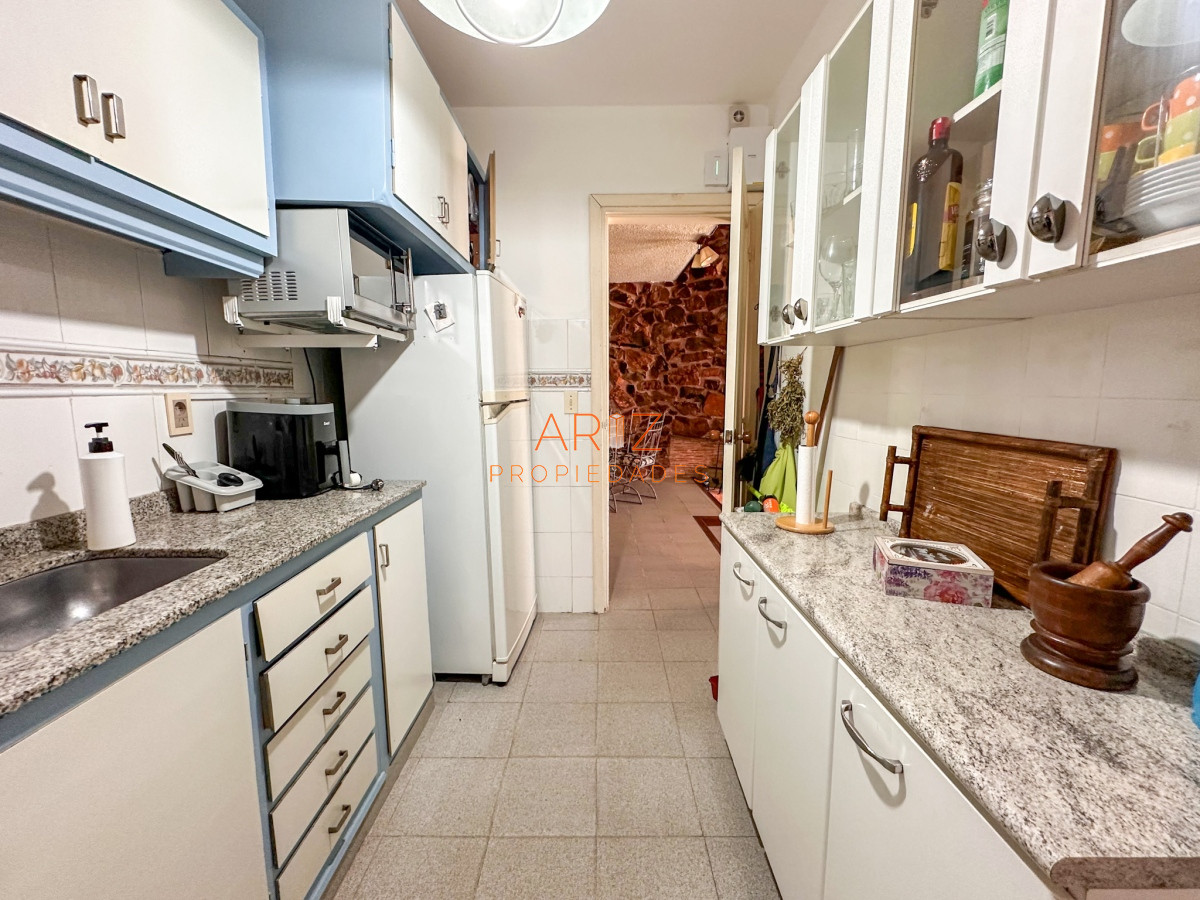 Casa ID.2038 - ALQUILER TEMPORADA PUNTA DEL ESTE CASA 4 DORMITORIOS 3 BAÑOS PARA 14 PERSONAS IMPERDIBLE A 2 CUADRAS DEL MAR MANSA 