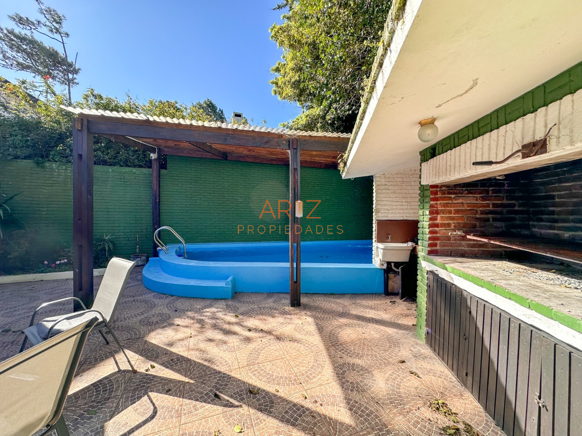 Casa ID.2038 - ALQUILER TEMPORADA PUNTA DEL ESTE CASA 4 DORMITORIOS 3 BAÑOS PARA 14 PERSONAS IMPERDIBLE A 2 CUADRAS DEL MAR MANSA 