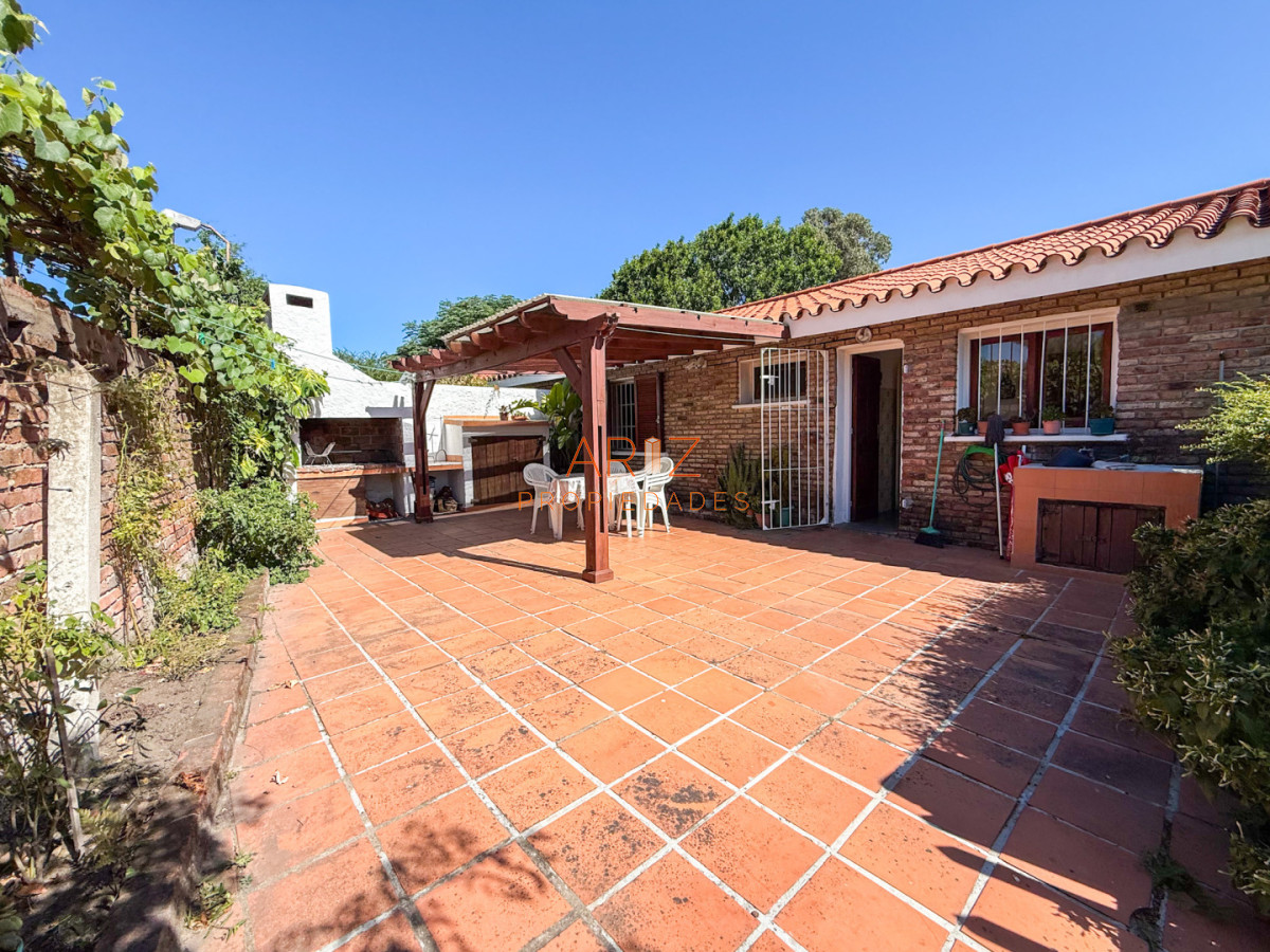 Casa ID.2492 - VENTA CASA 2 DORMITORIOS 2 BAÑOS 1 SUITE PH A PASOS SHOPPING ATLANTICO LA LOMA PLAYA MANSA PUNTA DEL ESTE MALDONADO