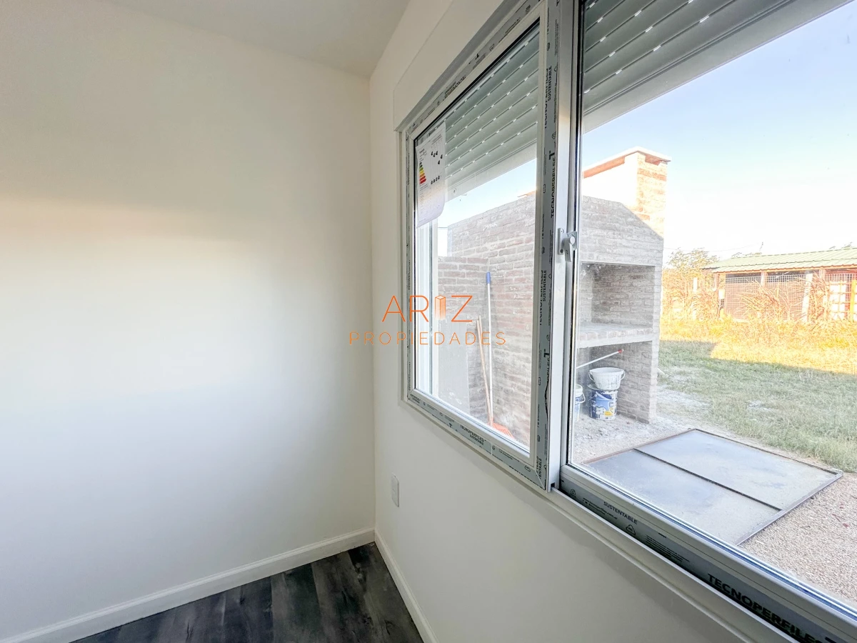 Casa ID.1745 - VENTA CASA 2 DORMITORIOS 1 BAÑO A ESTRENAR 4H SEGUNDA ETAPA APTA PARA BANCO FINANCIADAS