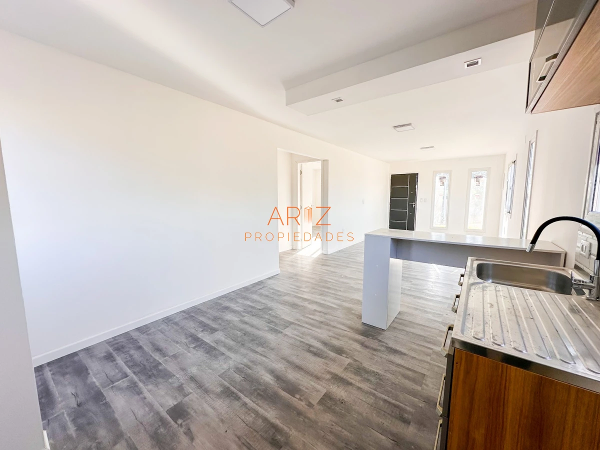 Casa ID.1744 - VENTA CASAS 2 DORMITORIOS 1 BAÑO A ESTRENAR 4H SEGUNDA ETAPA APTA PARA BANCO FINANCIADAS