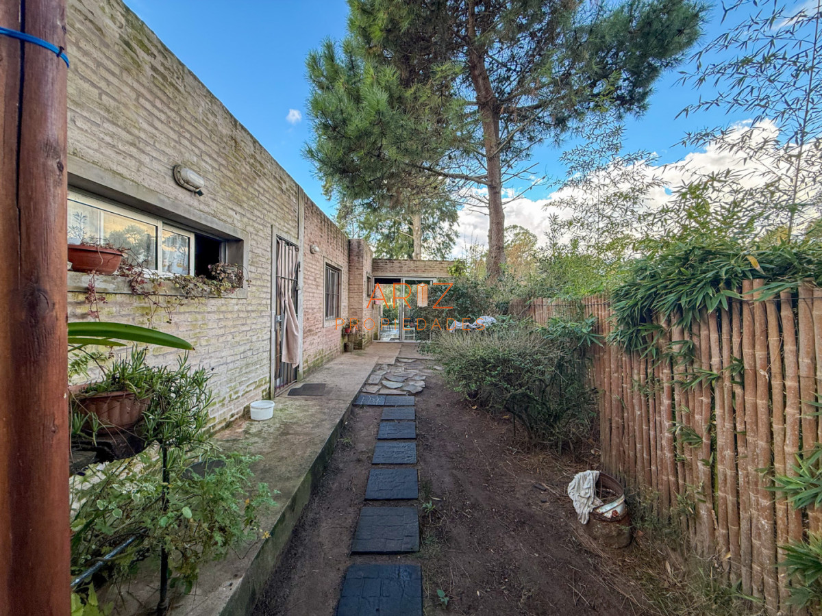 Casa ID.2517 - VENTA CASA 3 DORMITORIOS + LOFT 2 SUITES JARDINES DE CORDOBA ALADO DE BARRIO PRIVADO PUNTA DEL ESTE
