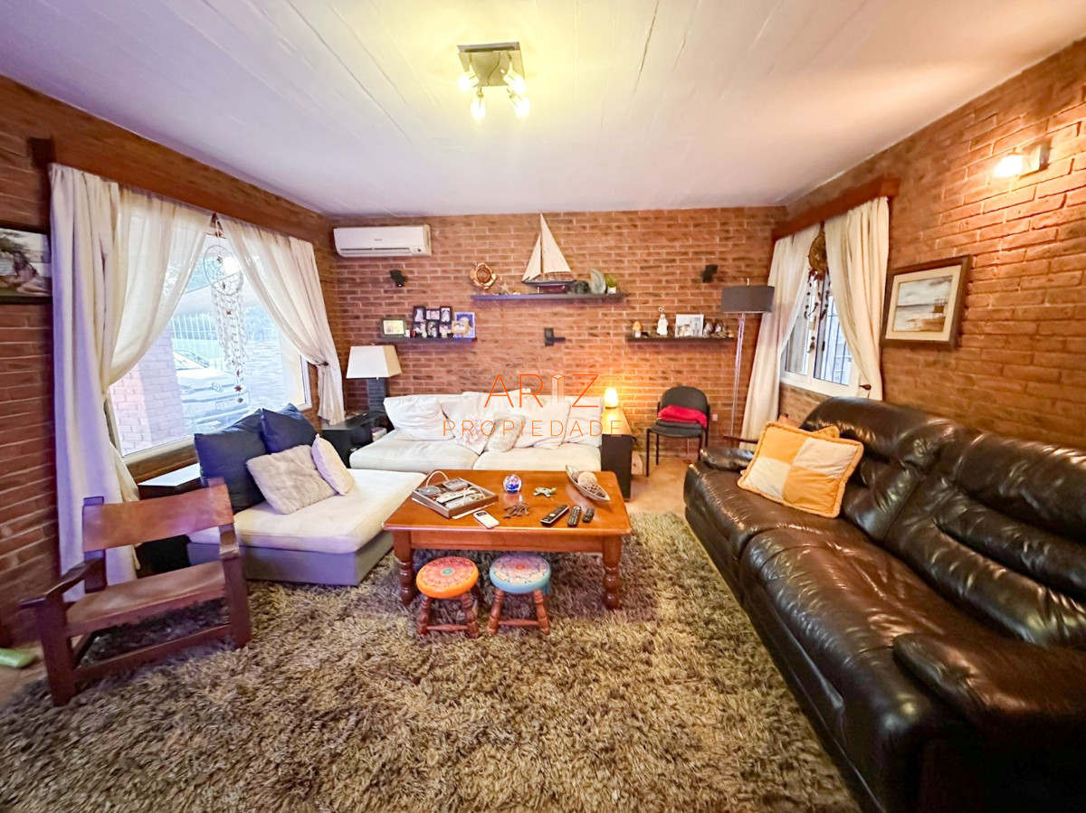 Casa ID.1875 - VENTA CASA 4 DORMITORIOS PUNTA DEL ESTE CALIFORNIA PARK MANSA 