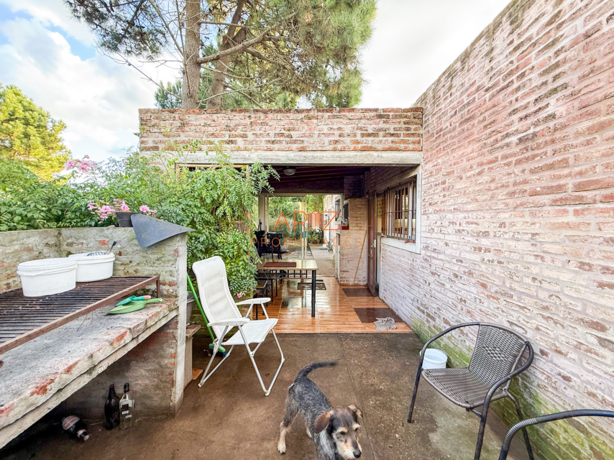 Casa ID.2517 - VENTA CASA 3 DORMITORIOS + LOFT 2 SUITES JARDINES DE CORDOBA ALADO DE BARRIO PRIVADO PUNTA DEL ESTE