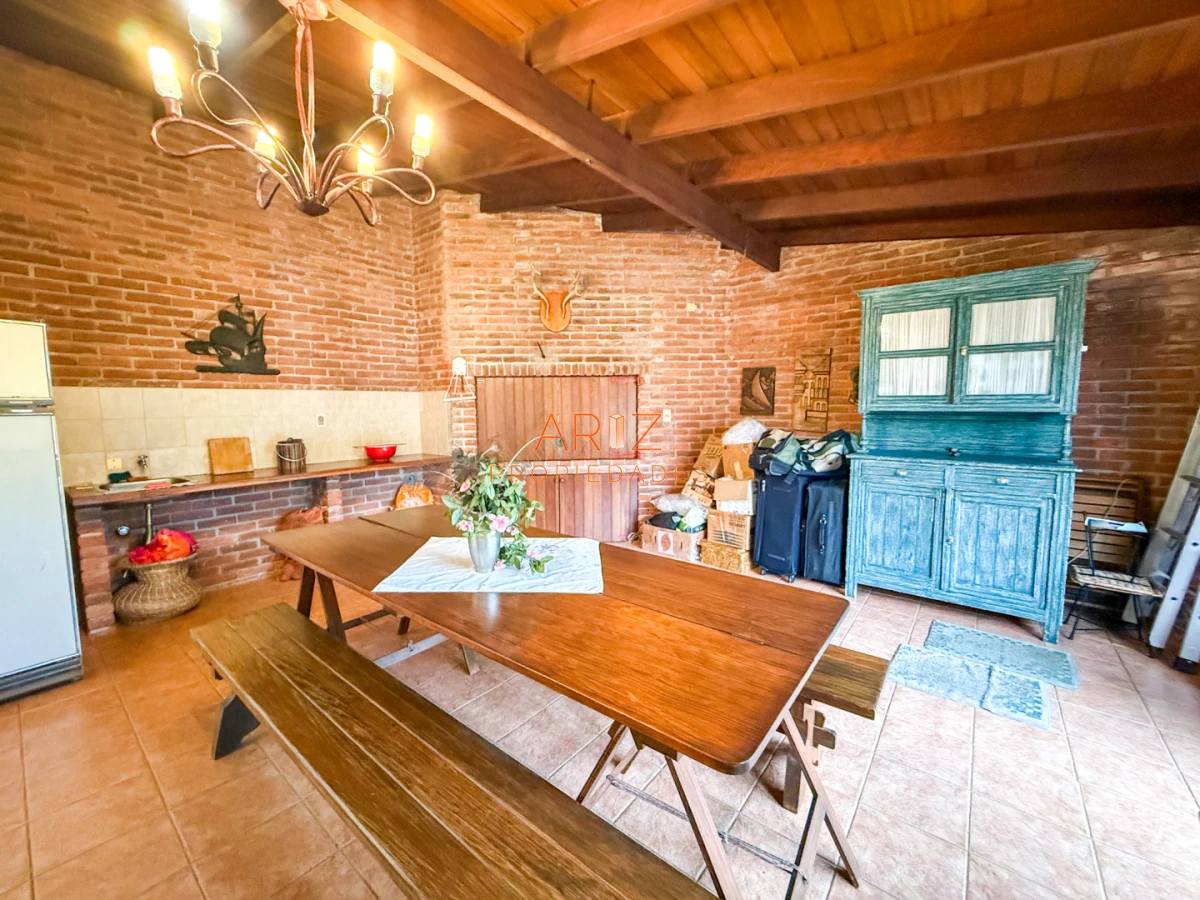 Casa ID.2530 - ALQUILER ANUAL AMPLIA CASA 3 DORMITORIOS 2 BAÑOS CANTEGRIL PUNTA DEL ESTE EXCELENTE CONSTRUCCION 