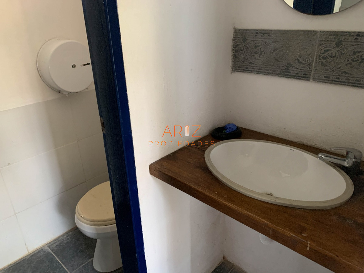 Local Comercial ID.1026 - Local en La Barra, El Tesoro