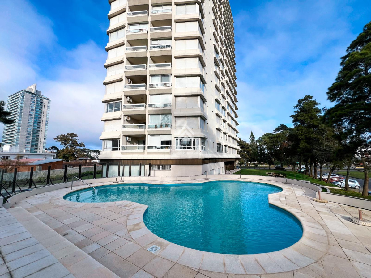 Apartamento ID.5140 - Venta apartamento 3 dormitorios Roosevelt 