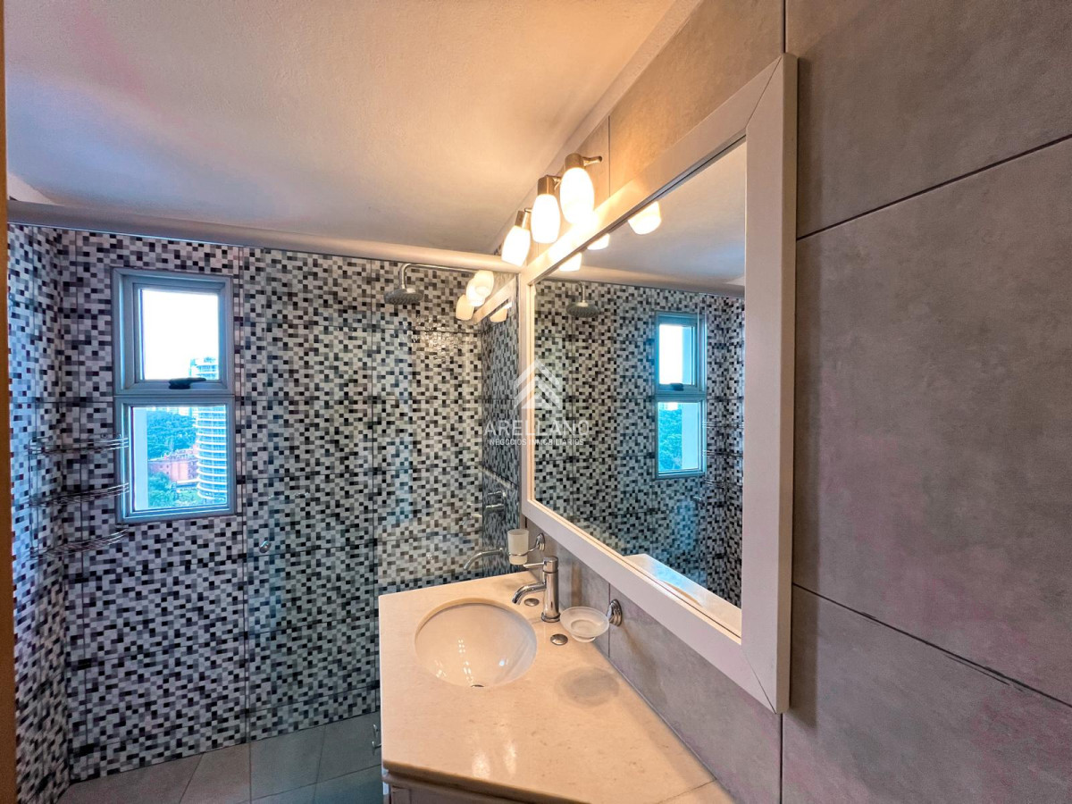 Apartamento ID.5140 - Venta apartamento 3 dormitorios Roosevelt 