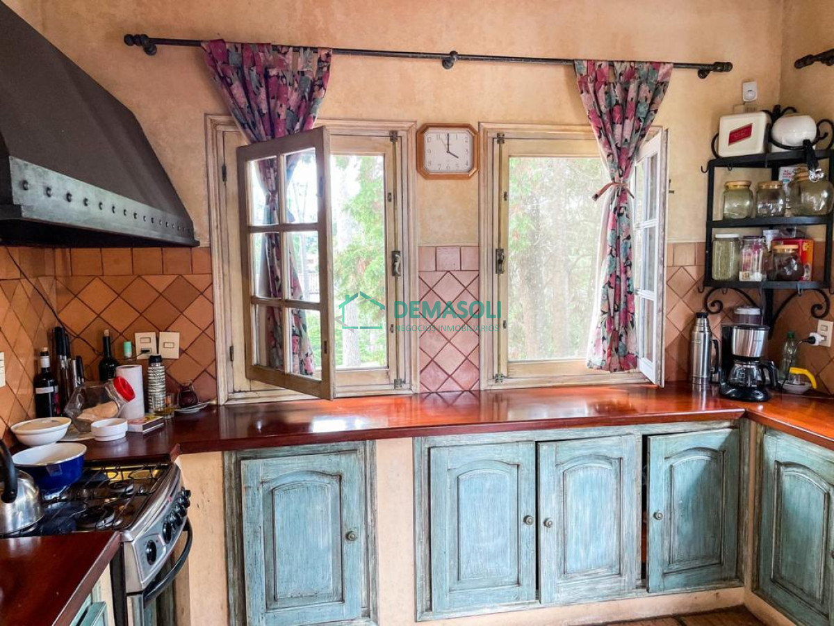 Casa ID.786 - Se vende casa en Pinares Maldonado a  metros del mar