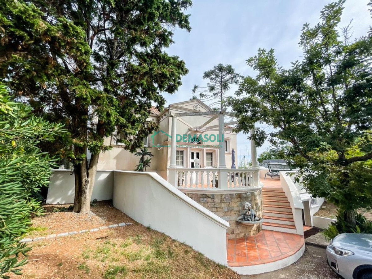 Casa ID.786 - Se vende casa en Pinares Maldonado a  metros del mar