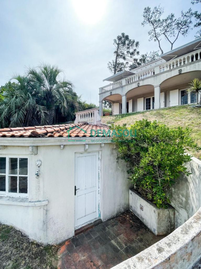 Casa ID.786 - Se vende casa en Pinares Maldonado a  metros del mar