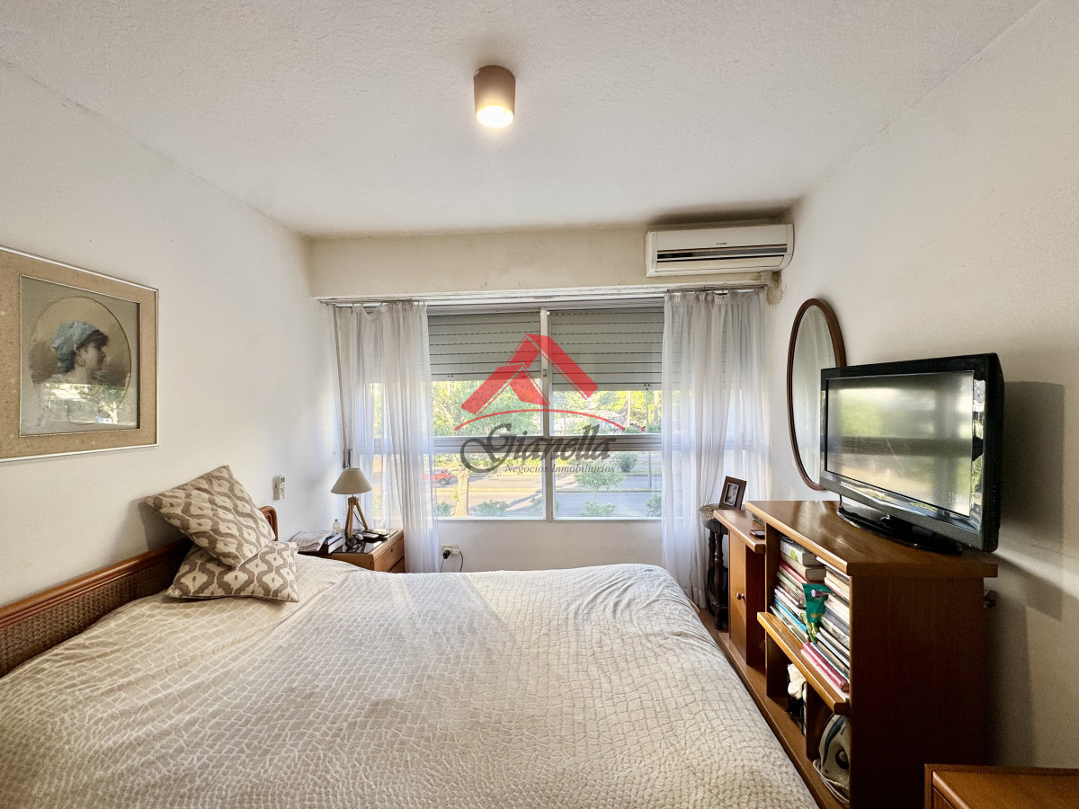 Apartamento ID.2238 - Apartamento de 2 dormitorios y 2 baños en venta