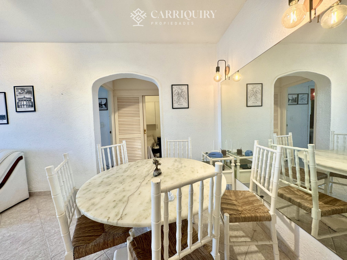 Apartamento ID.9605 - Apartamento de 2 domritorios en venta, 1ra linea de playa brava!