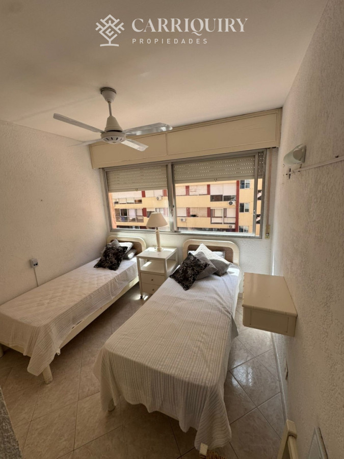 Apartamento ID.9605 - Apartamento de 2 domritorios en venta, 1ra linea de playa brava!