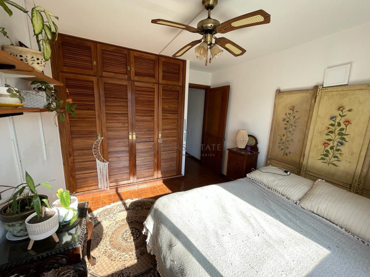 Apartamento ID.2591 - Apartamento de 4 dormitorios en alquiler anual