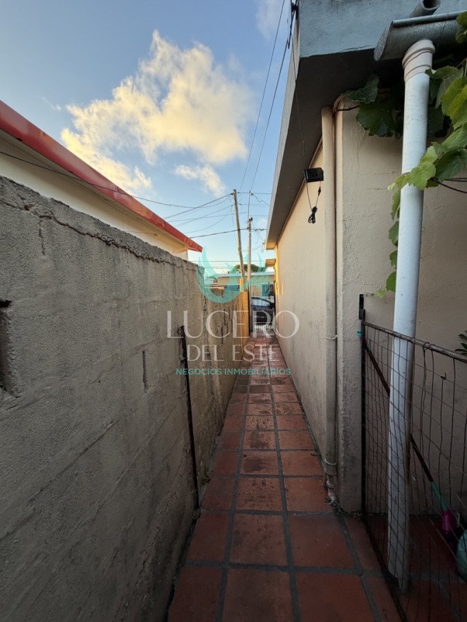 Casa ID.1751 - Se vende casa con apartamento en Maldonado