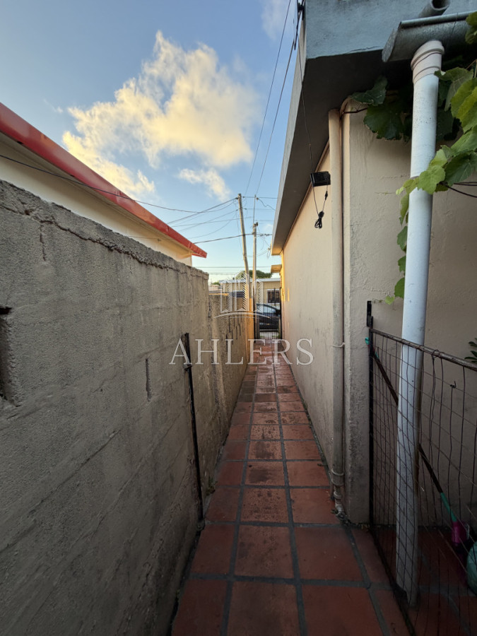Casa ID.475 - Se vende casa con apartamento en Maldonado