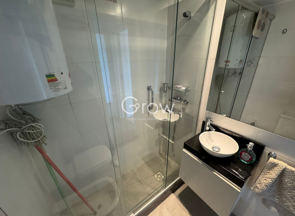 Apartamento ID.3312 - Apartamento en venta 2 dormitorios y 2 baños, Playa mansa Punta del este