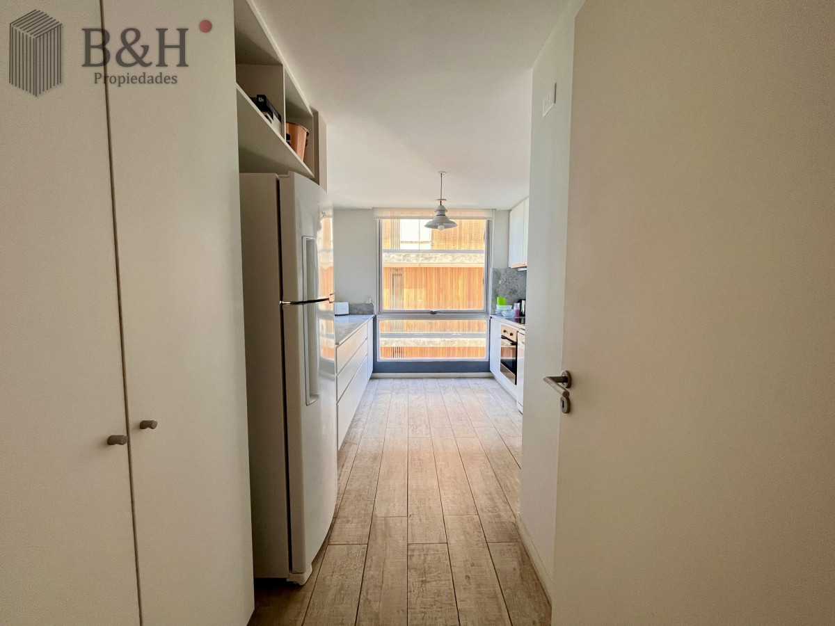 Apartamento ID.5840 - Exclusivo departamento en venta frente a playa mansa- Punta del Este