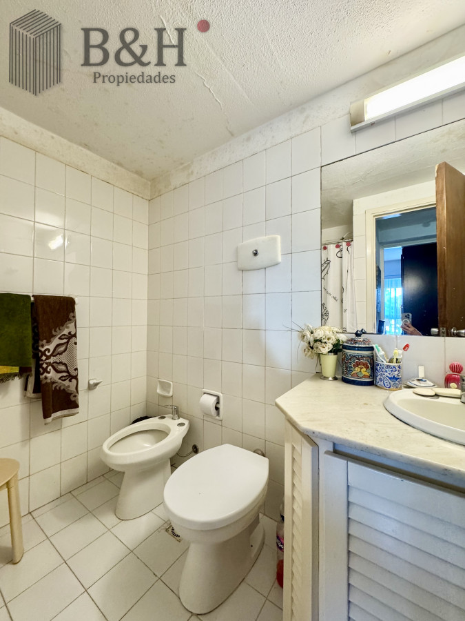 Apartamento ID.6938 - Apartamento de 2 dormitorios y 2 baños en venta