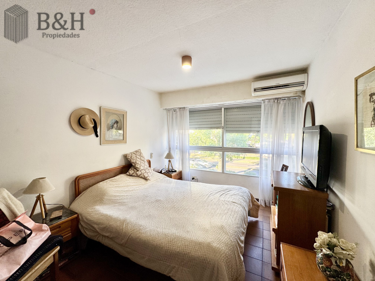 Apartamento ID.6938 - Apartamento de 2 dormitorios y 2 baños en venta