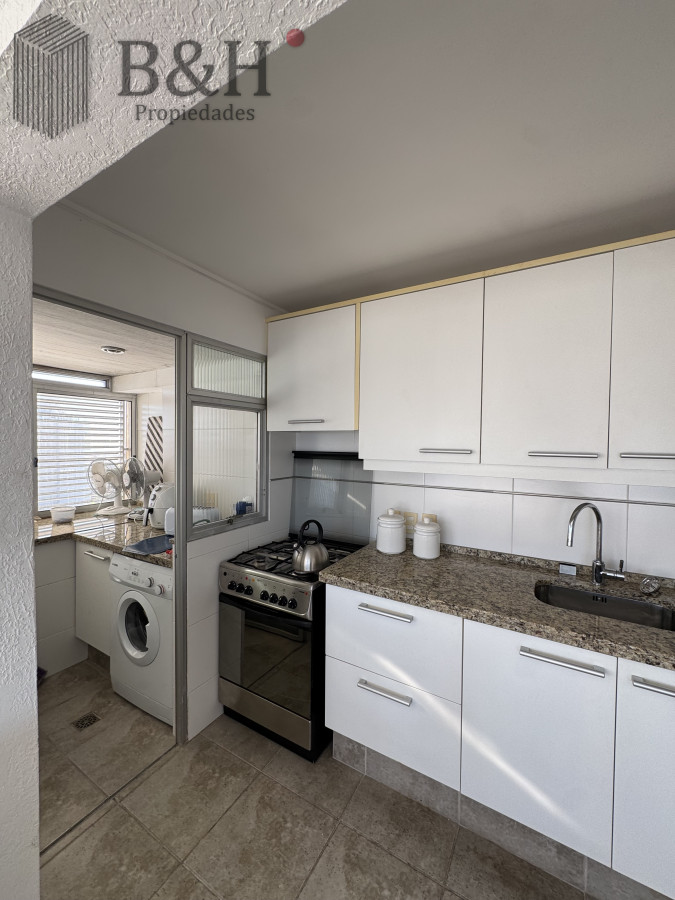 Apartamento ID.6245 - Apartamento con vista al mas a pasos del puerto disponible en alquiler temporal