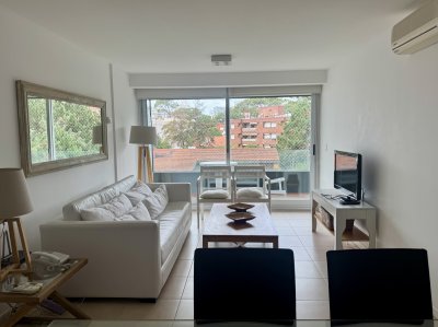 Apartamento de 3 dormitorios en alquiler anual o invernal