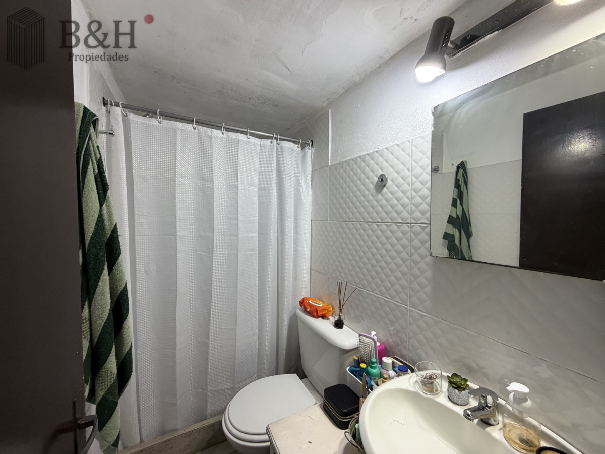 Casa ID.7058 - Se vende casa con apartamento en Maldonado