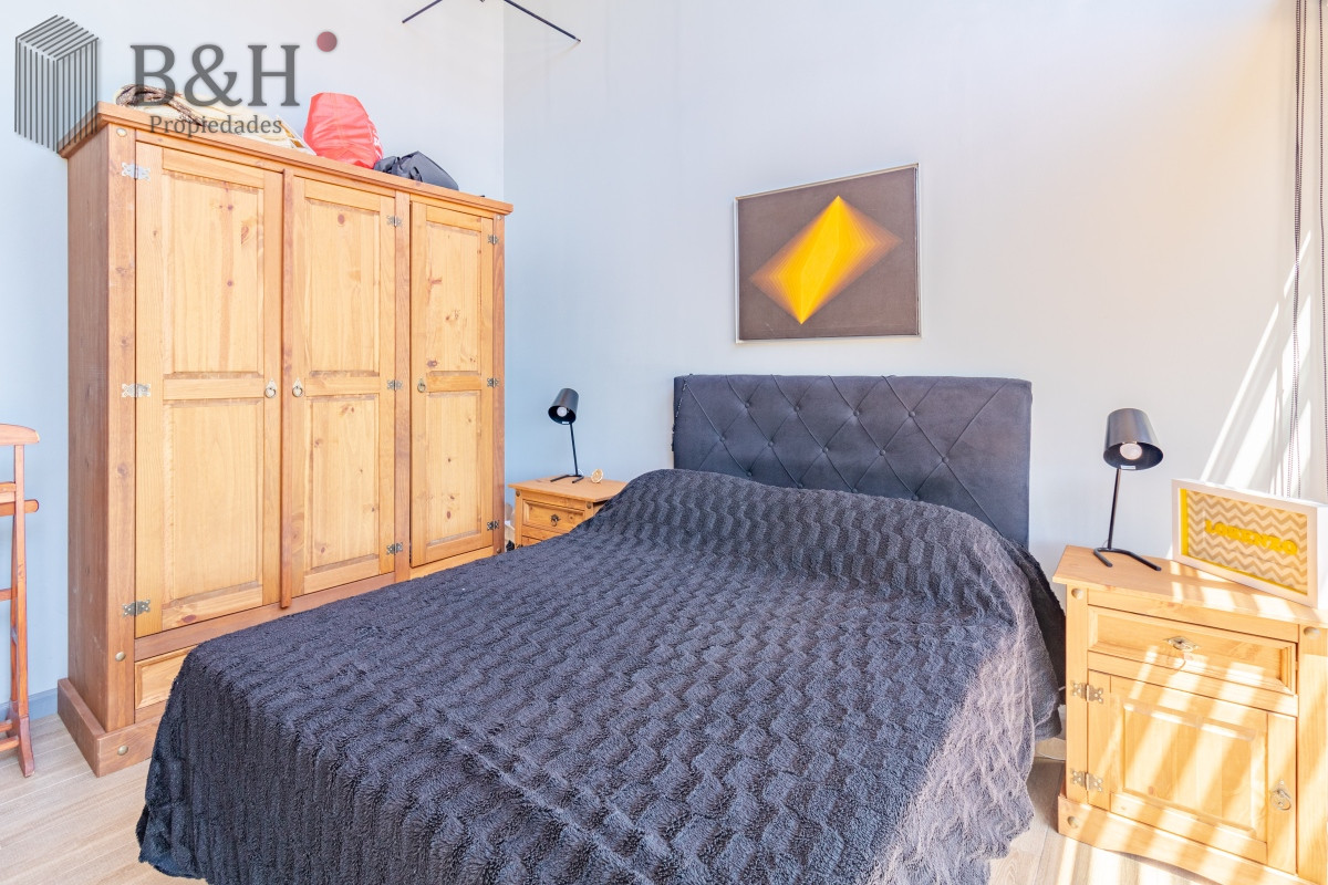 Casa ID.6009 - Moderna casa en barrio privado El Quijote en venta