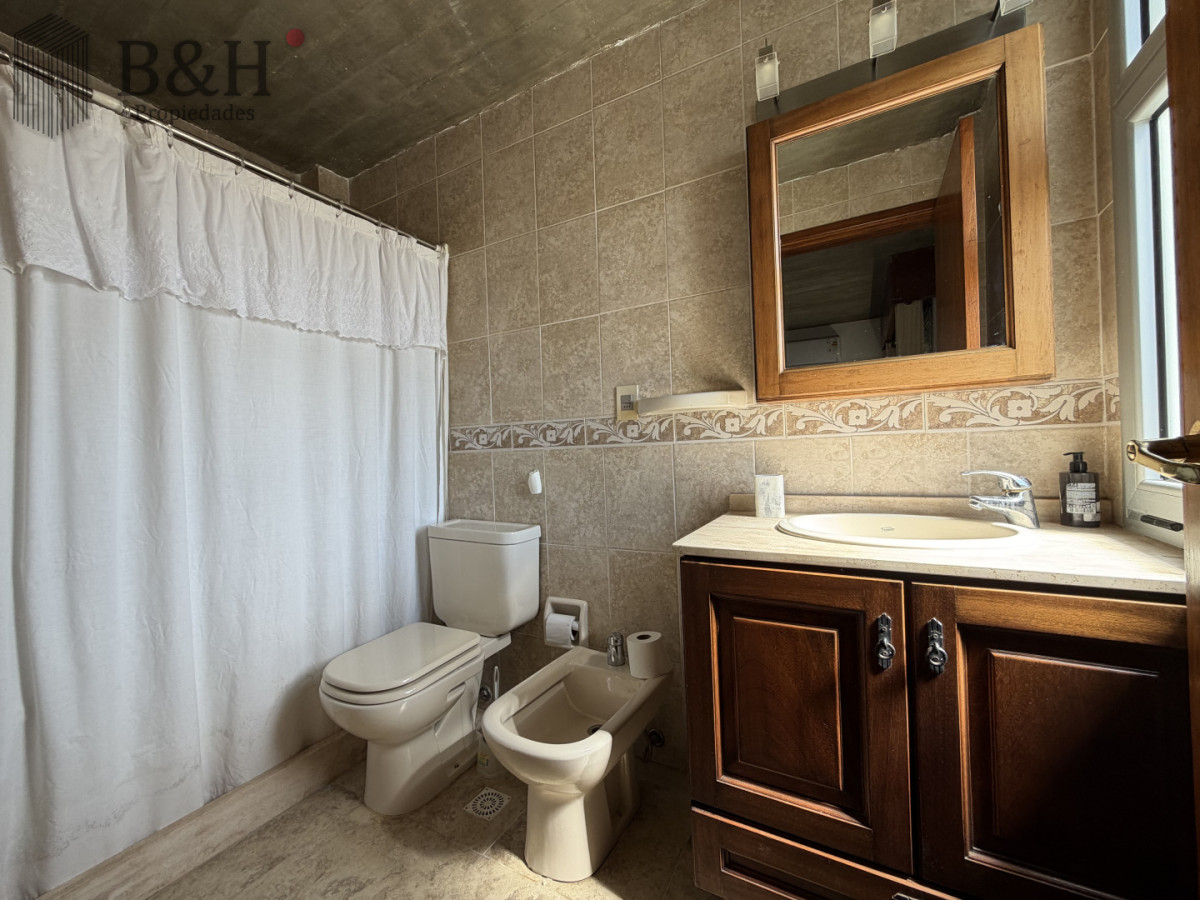 Casa ID.6791 - Balneario Bs As, alquiler anual