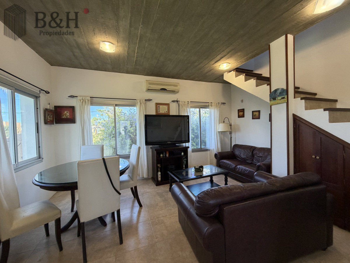 Casa ID.6791 - Balneario Bs As, alquiler anual