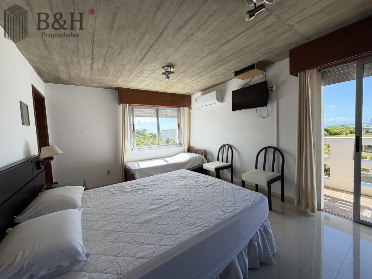 Casa ID.6791 - Balneario Bs As, alquiler anual
