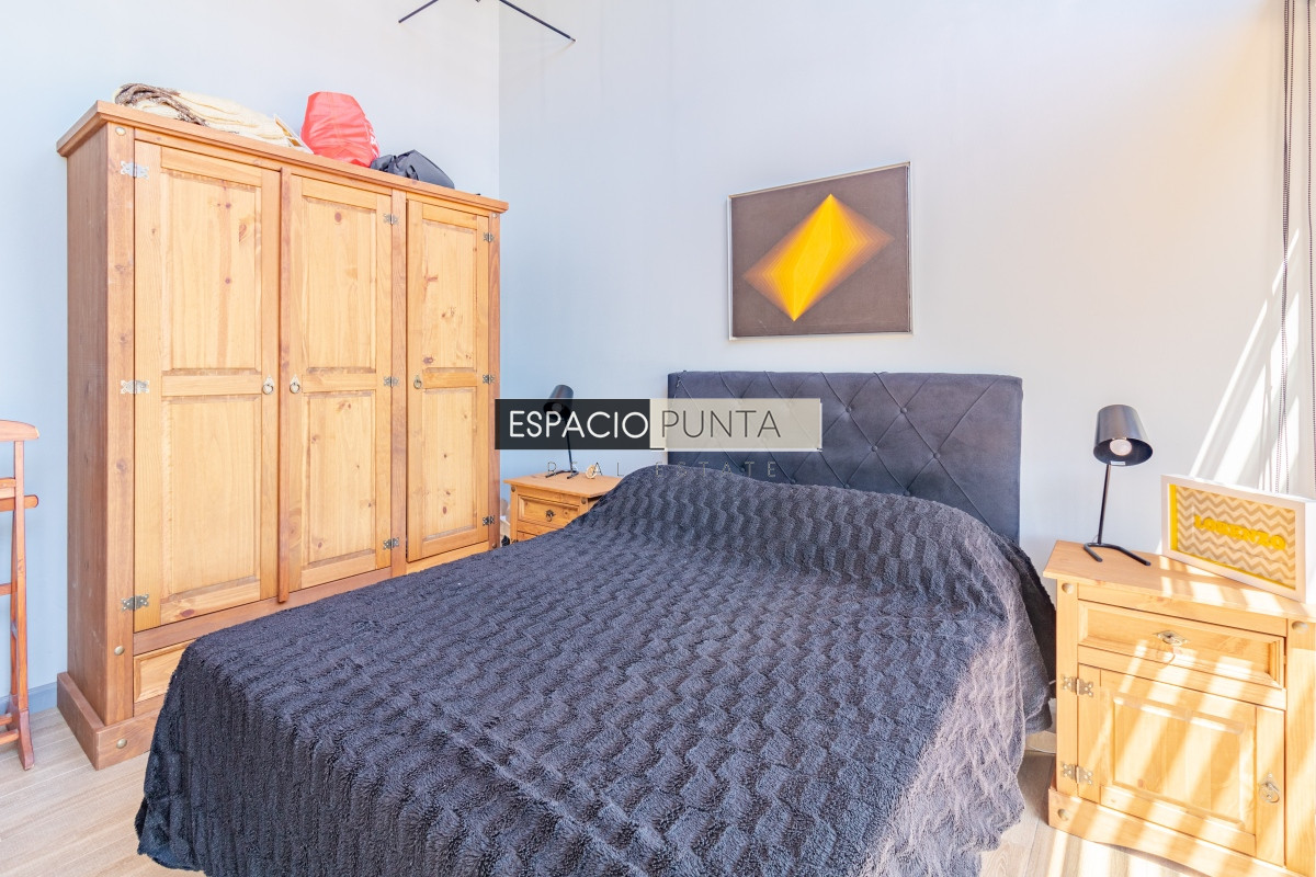Casa ID.436 - Moderna casa en barrio privado El Quijote en venta