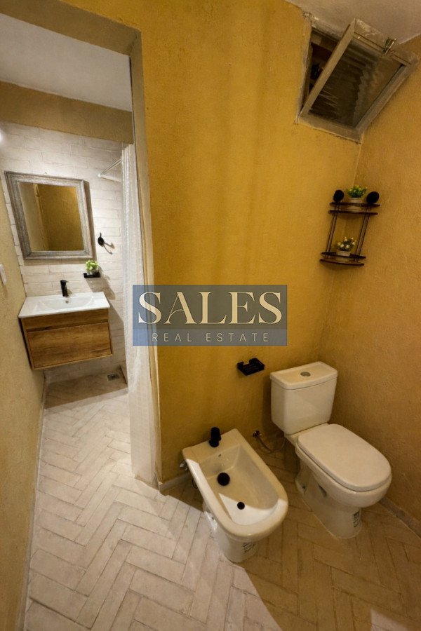 Apartamento ID.843 - Apartamento de 2 dormitorios y medio en venta, 1ra linea de playa brava!