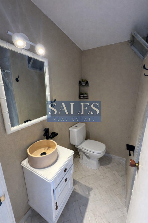 Apartamento ID.843 - Apartamento de 2 dormitorios y medio en venta, 1ra linea de playa brava!