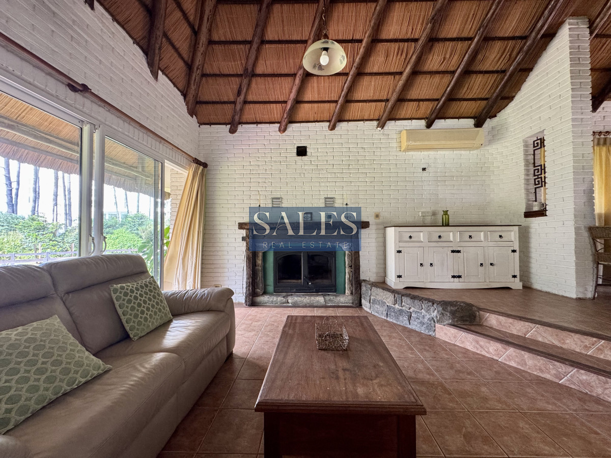 Casa ID.1278 - Alquiler anual, 2 casa en un solo padrón Punta del Este