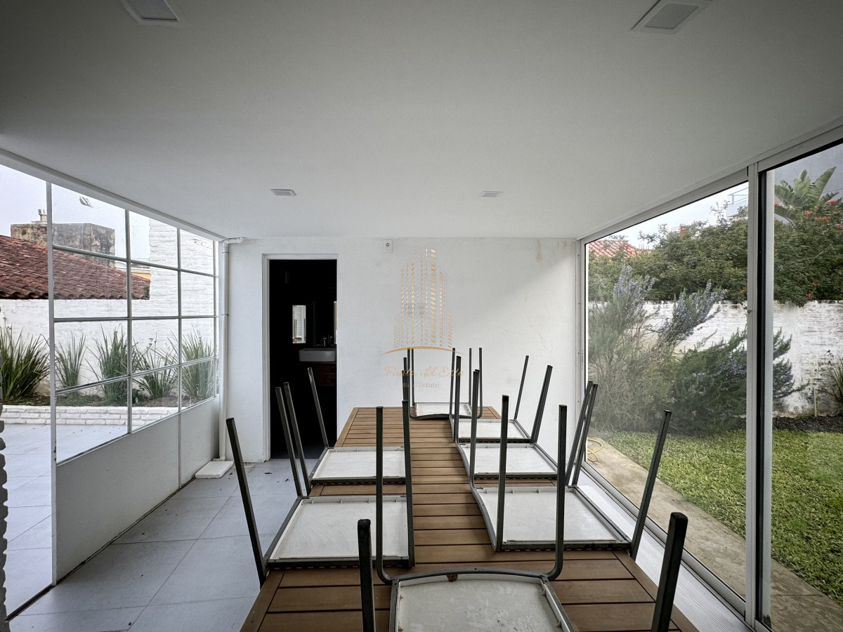 Casa ID.838 - Alquiler de temporada en Punta del Este! A pasos de playa mansa