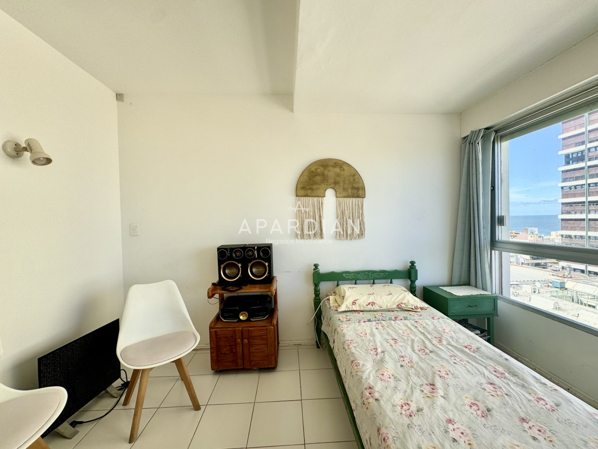 Apartamento ID.21097156 - Península. Apartamento de 1 dormitorio y medio con vista en venta!