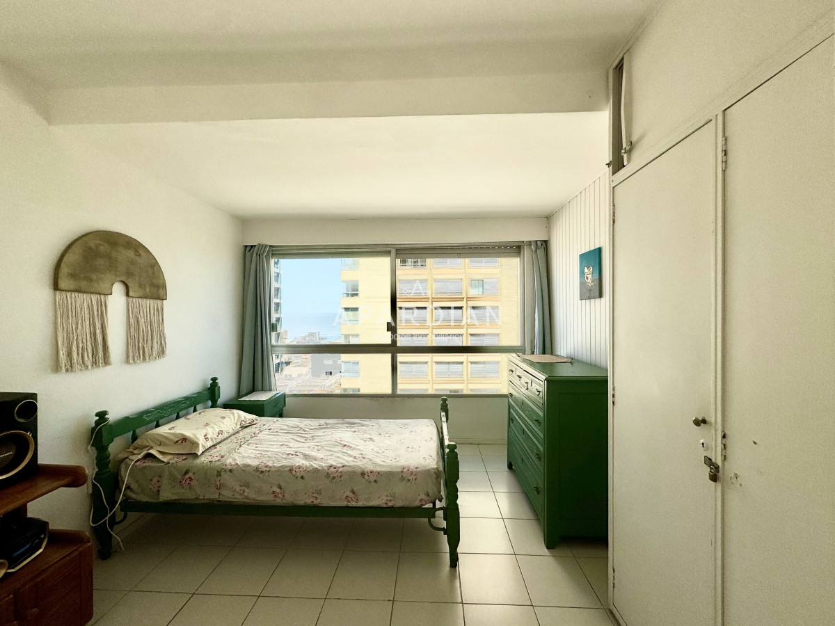 Apartamento ID.21097156 - Península. Apartamento de 1 dormitorio y medio con vista en venta!